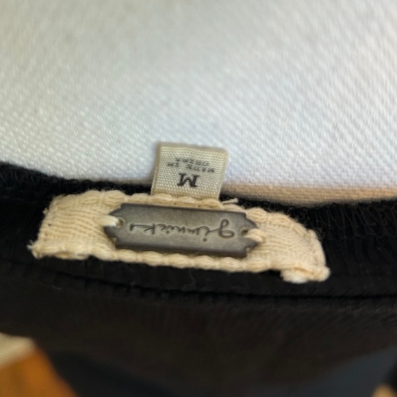 Gimmicks by BKE Black Top - Picture 7 of 11